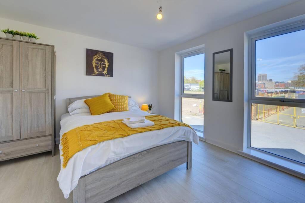 The Stratford Palace Appartement Birmingham Buitenkant foto